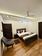 AKS Grand Hotel in Varanasi