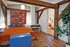Spacious Holiday Home, Pool, Sauna, Whirlpool