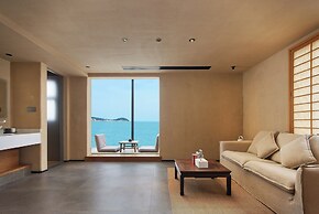 Nordsee Manor by Arcadia Collection