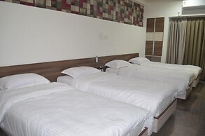 Hotel Samrat