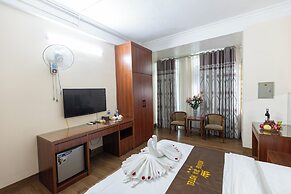 HOÀNG GIA HOTEL ĐÔNG ANH
