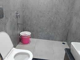 Anand Vihar Hotel