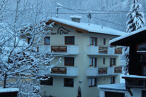 Hotel Garni DIAS