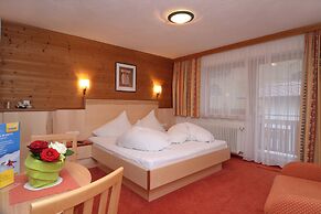 Hotel Garni DIAS