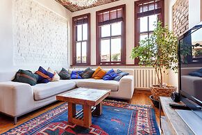 Alaattin Apartments