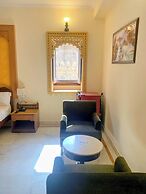 Hotel Heritage Inn