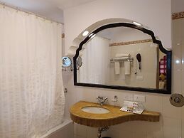 Hotel Heritage Inn