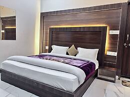 Shri Mohini Kunj Hotel Vrindavan