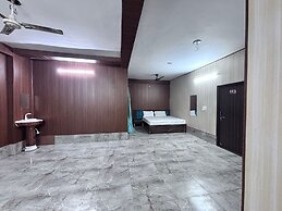 Shri Mohini Kunj Hotel Vrindavan
