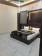 Shri Mohini Kunj Hotel Vrindavan