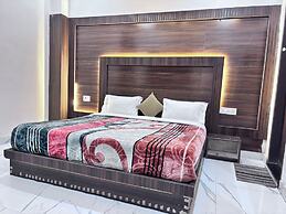 Shri Mohini Kunj Hotel Vrindavan