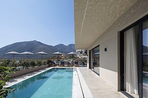 Celeste Bali Suites