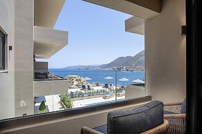 Celeste Bali Suites