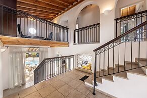 Rhodia Villa in Steni