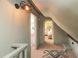 Holly Cottage