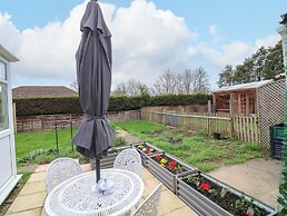 5 Overstone Drive