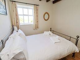 3 Christon Bank Mews