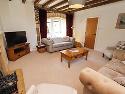 3 Christon Bank Mews