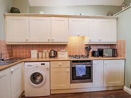 Flagstaff Cottage