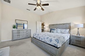 Serenity by the Sea - For 6