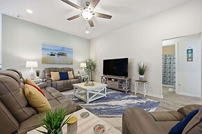 Serenity by the Sea - For 6