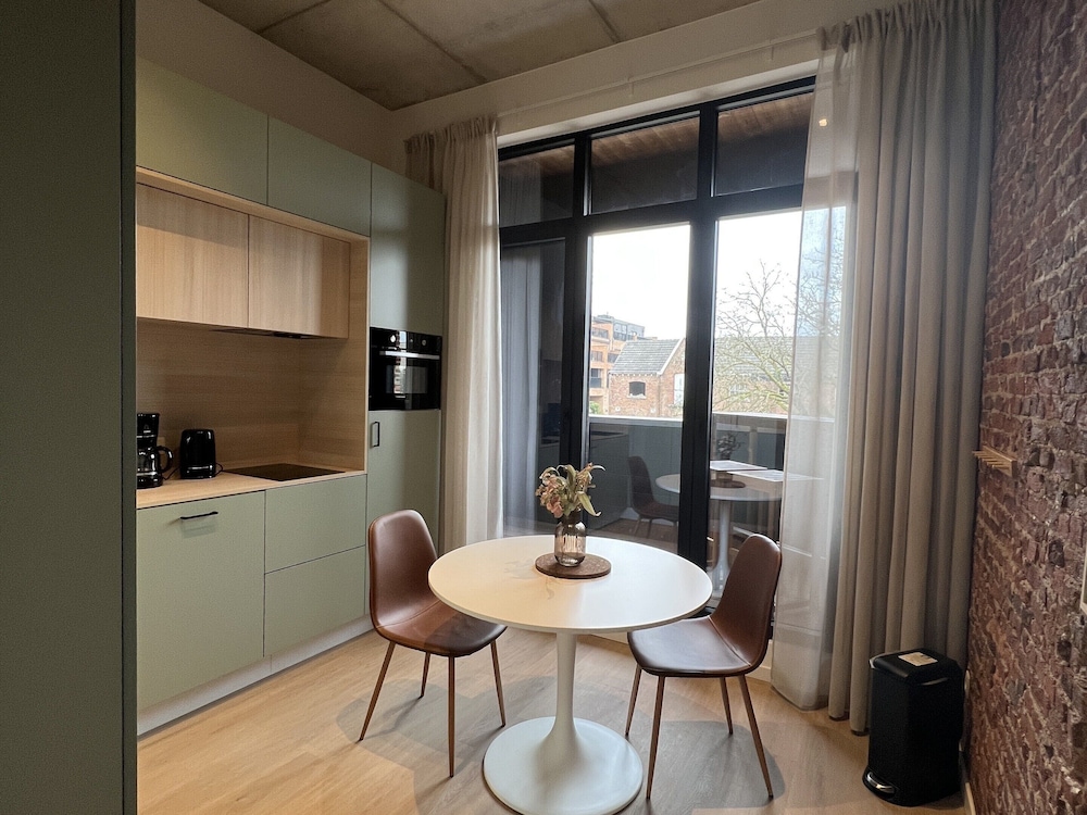 Bright Apartment in Bree With Terrace