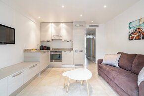 Modern Apartment a/c 1br-4p - With Balcony
