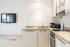 Modern Apartment a/c 1br-4p - With Balcony