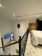 Santa Noche Loft & Spa