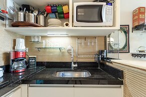 Loft com Ar Condicionado e Wi-fi a 140m da Praia