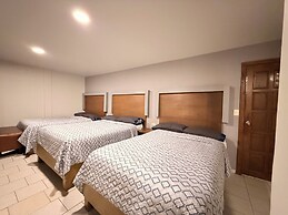 Hotel Mirage Diagonal