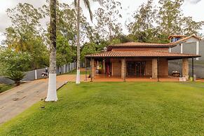 Casa de Campo com Piscina Churrasqueira e Hidro