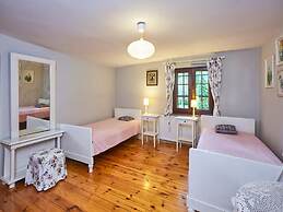 Large Holiday Home, Summer Pool, Sauna, Whirlpool