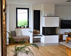 Eifel Finca With Whirlpool and Garden Lounge
