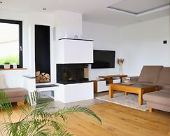 Eifel Finca With Whirlpool and Garden Lounge