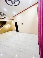 HOTEL THE SGS INN
