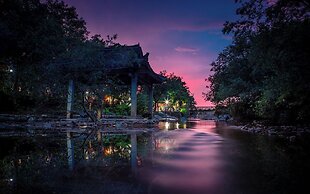 Li River Craftsman Village  Guilin