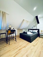 Comfortable Budget Room near Liesing