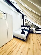 Comfortable Budget Room near Liesing