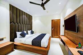Hotel Surya Plaza