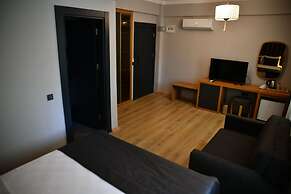MyElla Marina Hotel