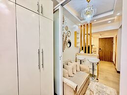 Cozy and Comfy Retreat with Balcony