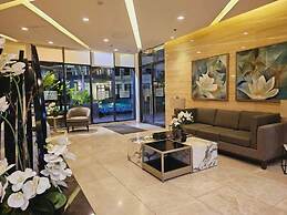 Cozy and Comfy Retreat with Balcony