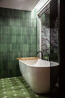 WUTA Designer Hotel
