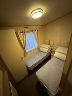 3 Bedroom, Lyons Oakfield, Towyn, Pets Welcome