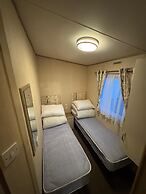 3 Bedroom, Lyons Oakfield, Towyn, Pets Welcome