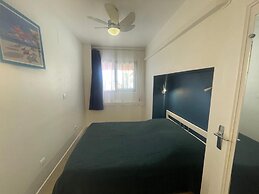 Peaceful La Pinede Apartment for Couple