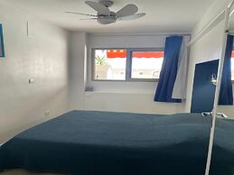 Peaceful La Pinede Apartment for Couple