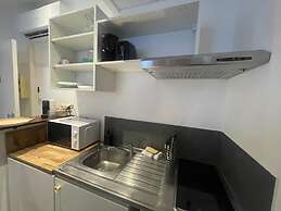 Cozy Apartment Retreat in Le Cannet