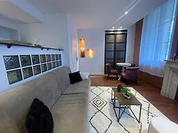 Cozy Apartment Retreat in Le Cannet